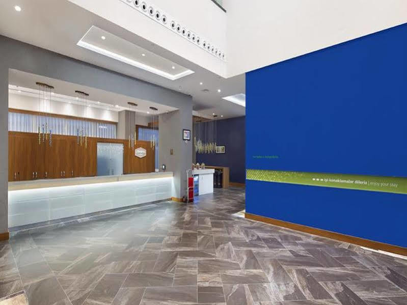 Hampton By Hilton Kocaeli Symbol Hotel Buitenkant foto