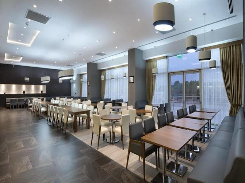 Hampton By Hilton Kocaeli Symbol Hotel Buitenkant foto